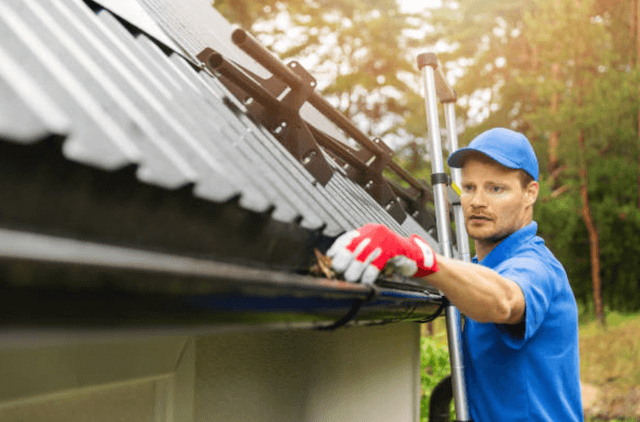 Gutter Cleaning Dayton OH | 937-400-2640 | Discount Gutter Services